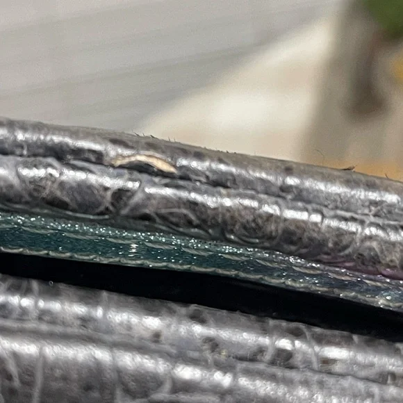 Consuela Steely Uptown Crossbody wristlet - Picture 10 of 16